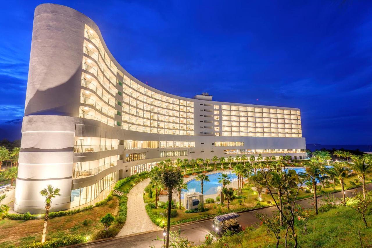 Selectum Noa Resort คัมรานห์ ภายนอก รูปภาพ